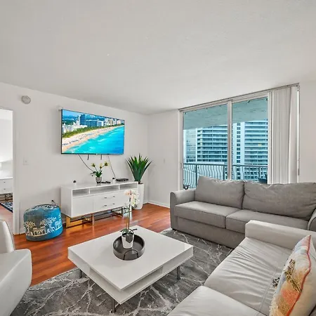 Luxurious 1Br High Rise Condo Brickell-Free Parking
